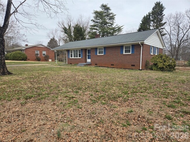 Building Photo - 158 Crestview St