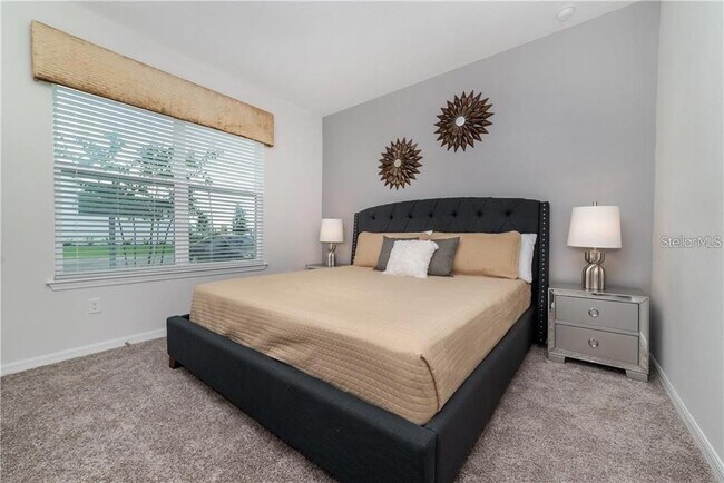 Building Photo - 1529 Carey Palm Cir