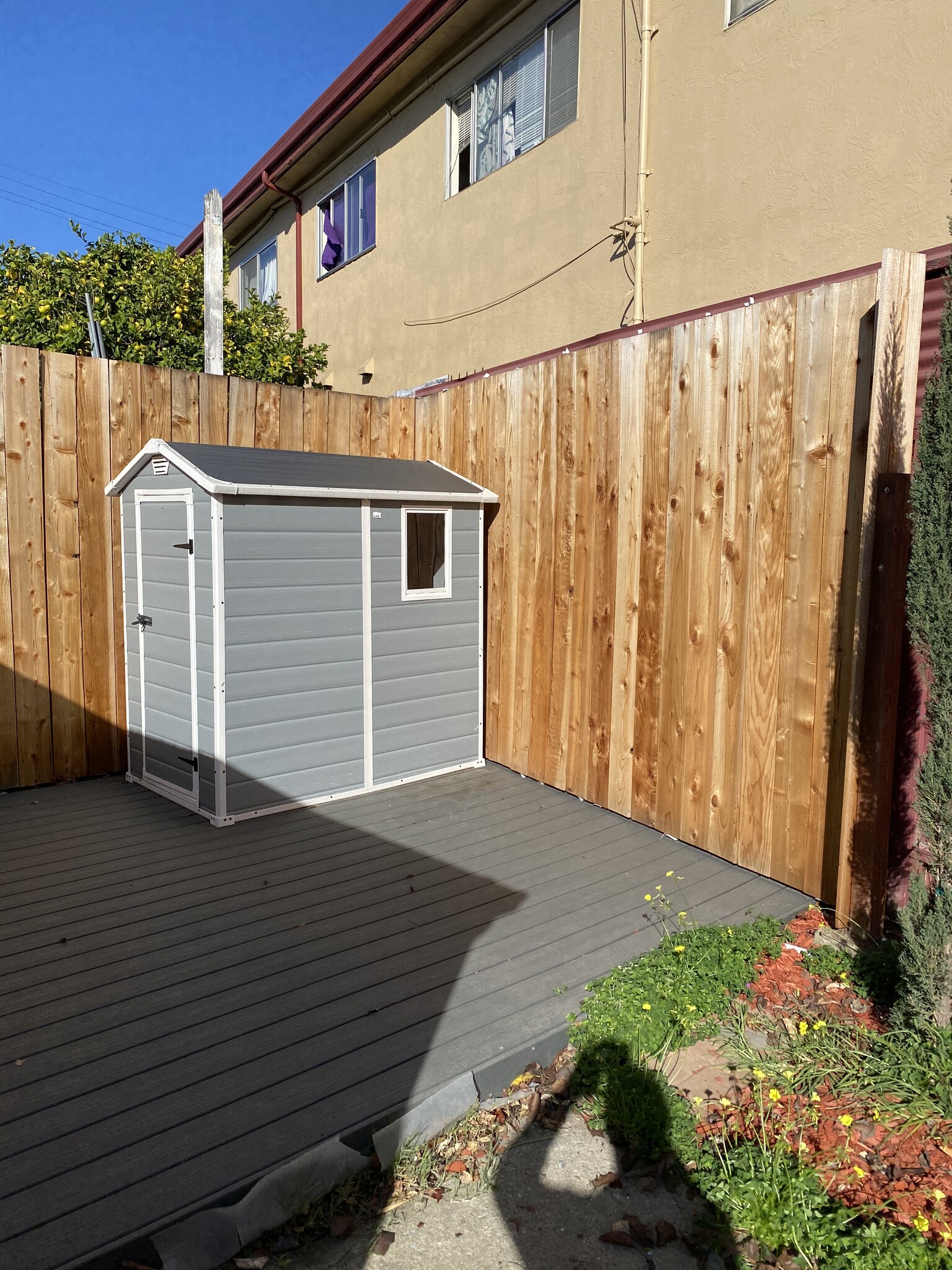 Private Storage Shed - 9020 Hillside St