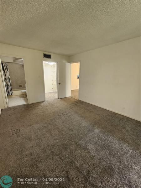 Building Photo - 3341 NW 47th Terrace