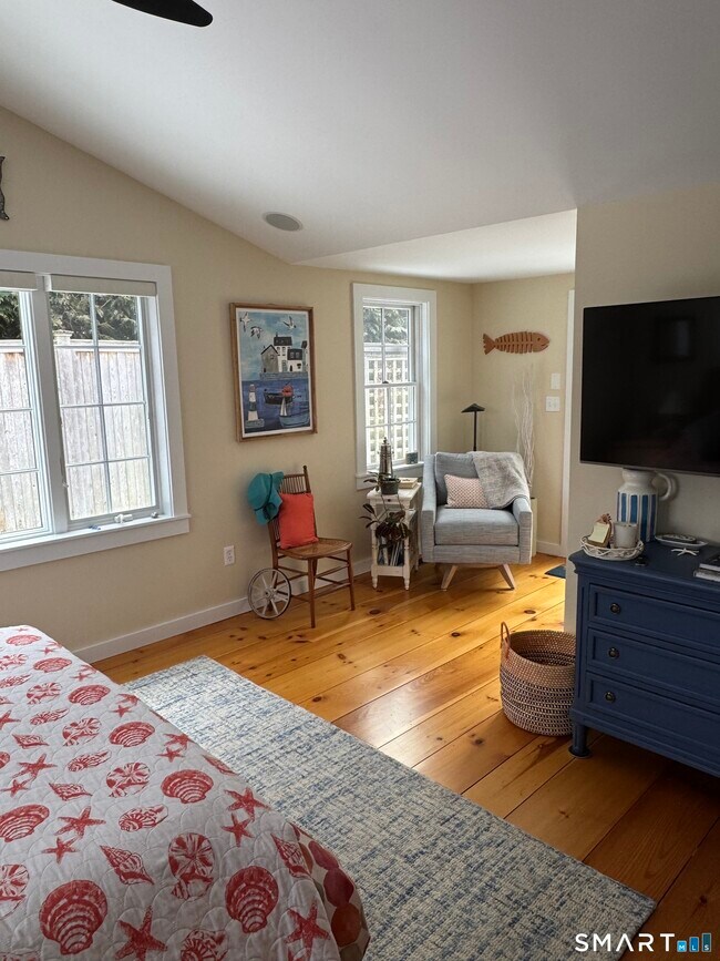 Building Photo - 84 Waterside Ln