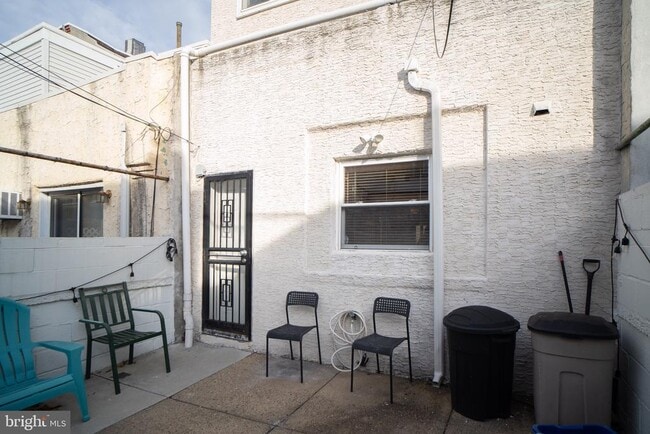 Building Photo - 1026 Morris St