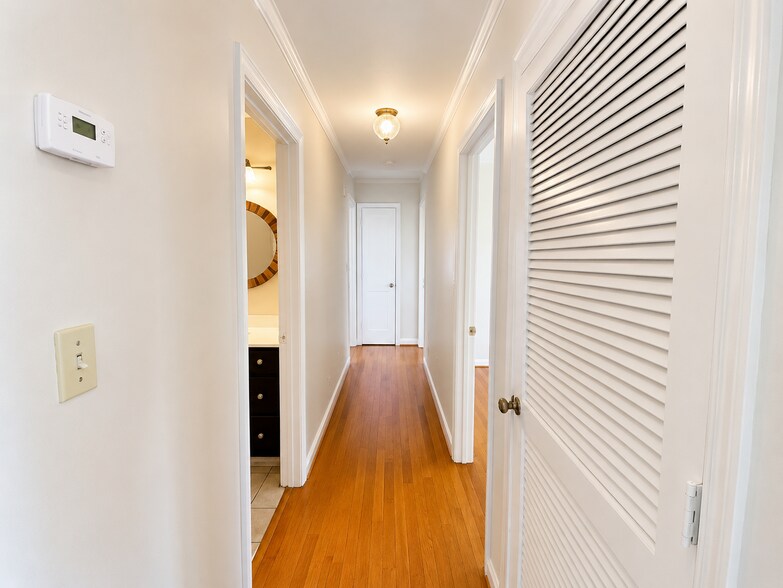 Hallway - 303 Rutherford Ave NW