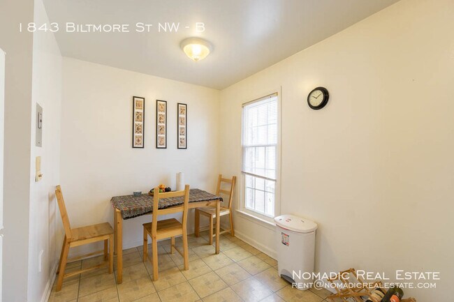 Building Photo - 1843 Biltmore St NW