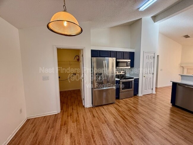 Building Photo - 7698 Fawn Lake Dr S