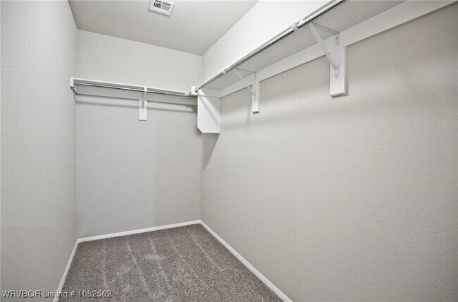 Building Photo - 9025 Wildwood Way