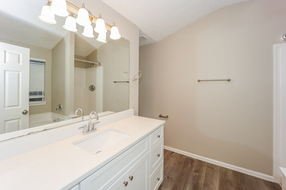 Building Photo - 1076 Hidden Brook Trail