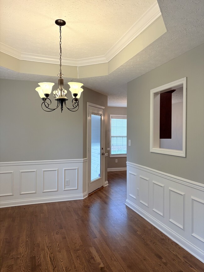 Building Photo - 3372 Fair Oaks Cir