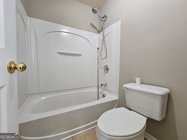 Building Photo - 6162 Deluna Way