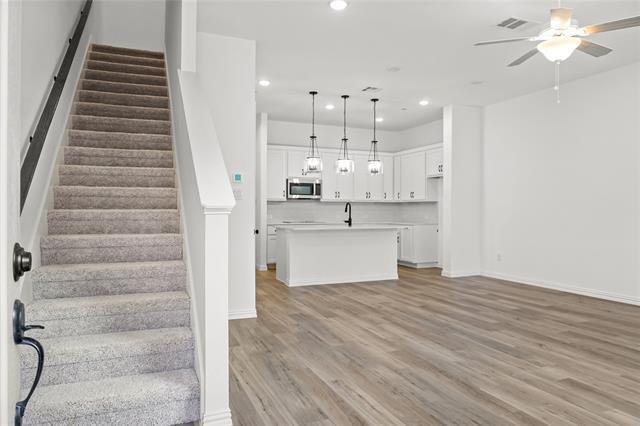 Building Photo - 630 Blue Rdg Dr