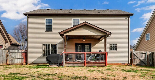 Building Photo - 3342 Cotham Ln