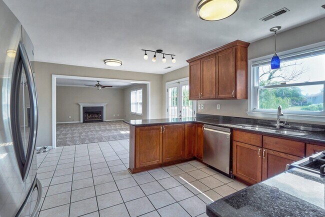Building Photo - 1608 Brompton Court