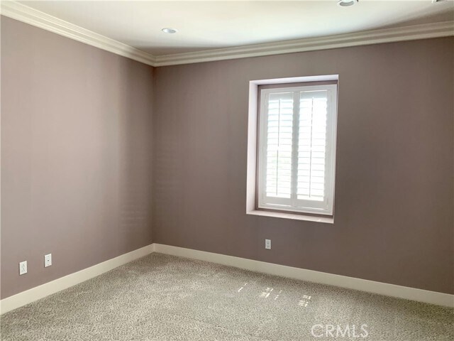 Building Photo - 67 Interlude
