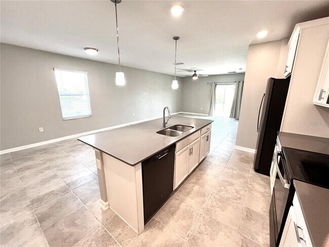Building Photo - 2926 Black Birch Dr