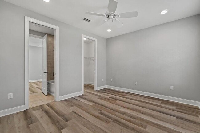 Building Photo - 76 Conifer Ct