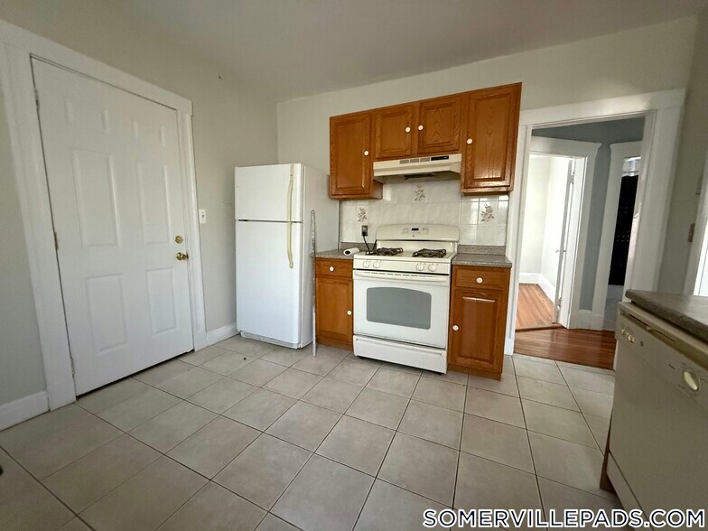 Building Photo - 49 Conwell Ave