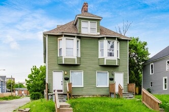 Building Photo - 368 N Garfield Ave