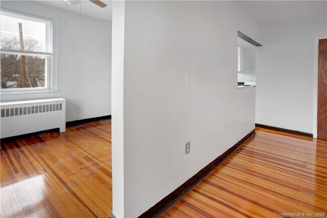 Building Photo - 768 State St