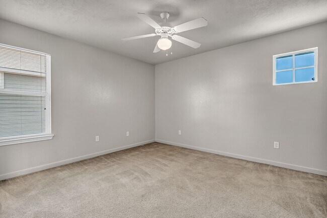 Building Photo - AUGUST 2026 MOVE IN!  Great 4 Bedroom 4 Bathroom Home