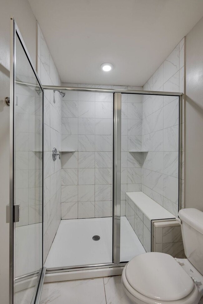 Building Photo - 1135 Lilly Valley Way