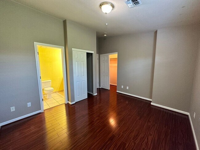 Building Photo - Gated Hayward Townhome with 2-Car Garage & Private Patio