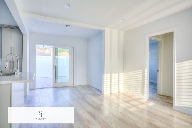 Building Photo - FULLY REMODELED – Front House for Rent (Ba...