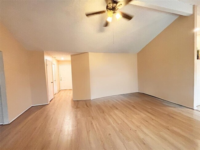 Building Photo - 1019 Three Forks Dr