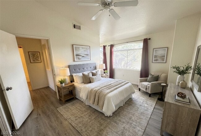 Building Photo - 5415 W Harmon Ave