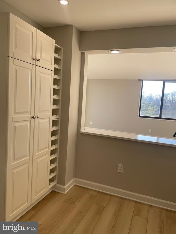 Building Photo - 5225 Pooks Hill Rd