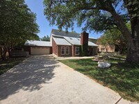 Building Photo - 3623 Green Spring