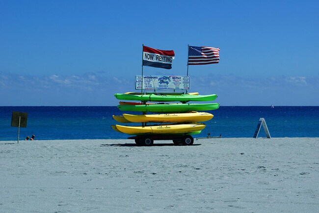 Building Photo - 815 Boynton Beach Blvd