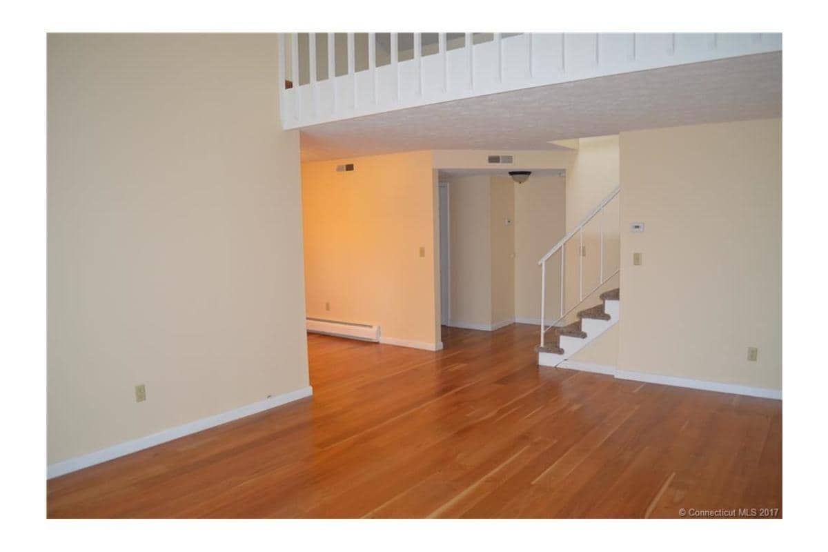 Building Photo - 23 Amato Dr