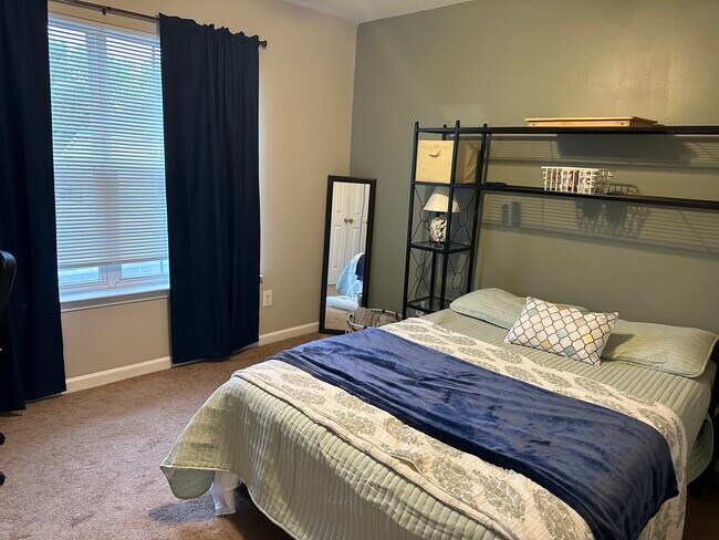 Building Photo - 15037 Taylor Ridge Ln