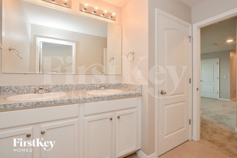 Building Photo - 1761 Brockridge Rd