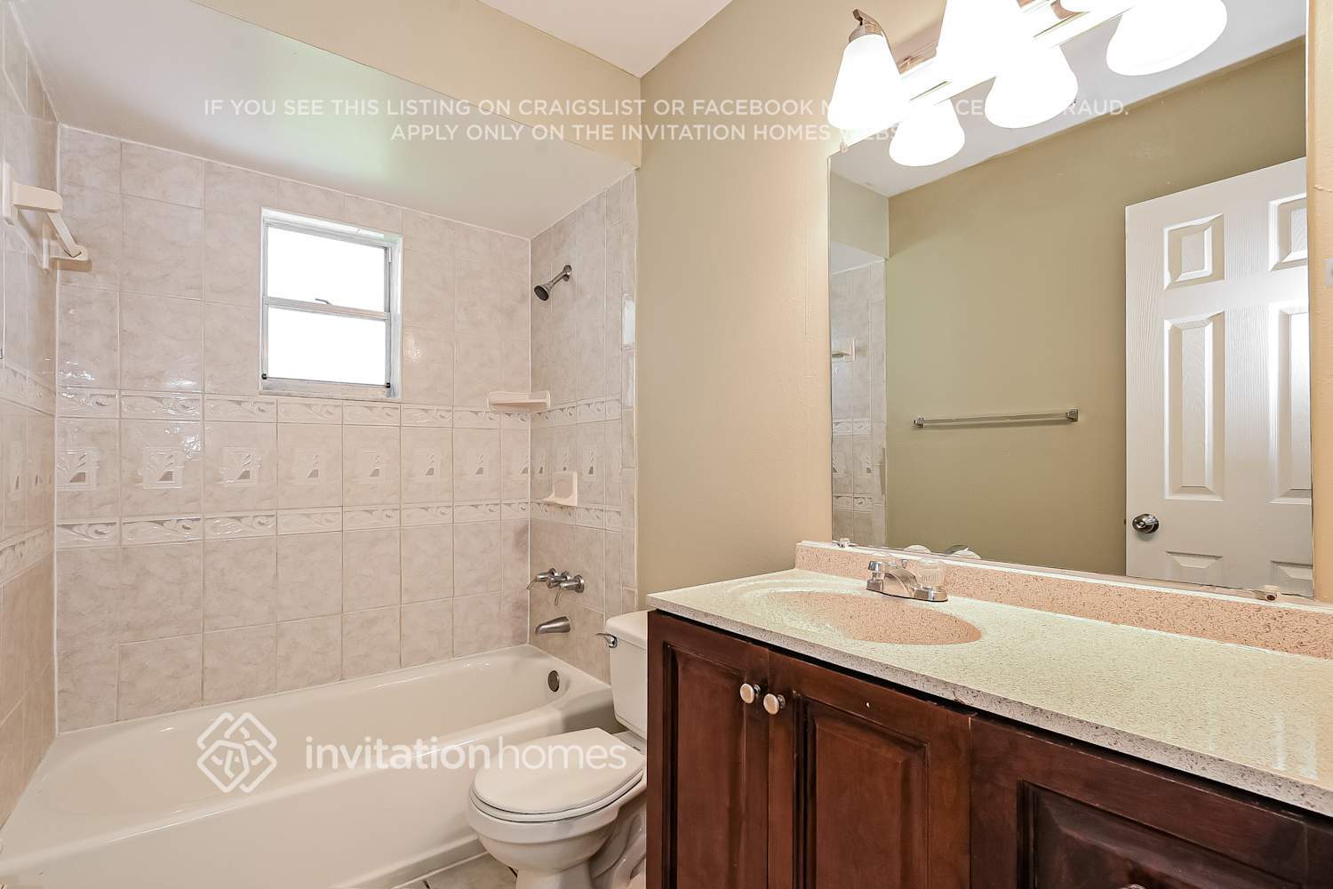 Building Photo - 119 Oaxaca Ln