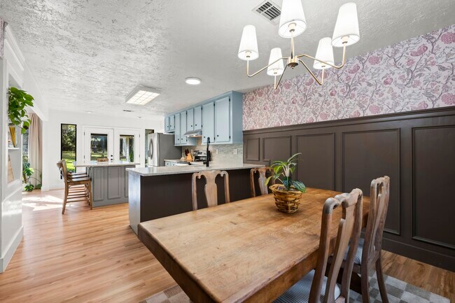 Building Photo - 8623 Miller Rd