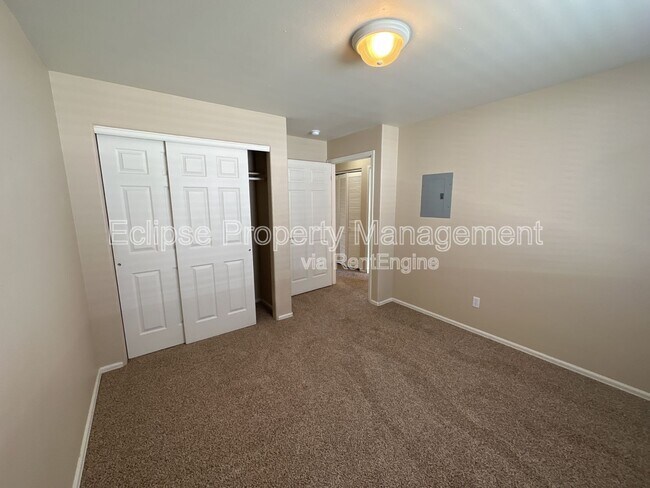 Building Photo - 488 Coronado Ct