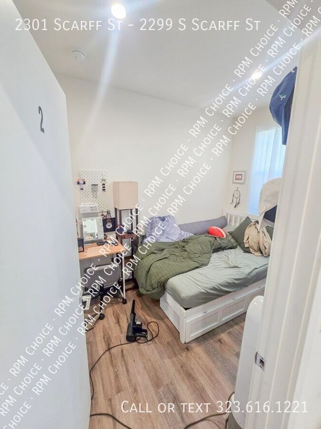 Building Photo - 2301 Scarff St