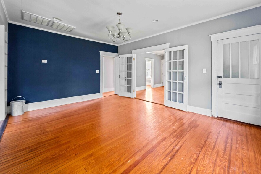 Building Photo - 1815 Castle Hayne Rd