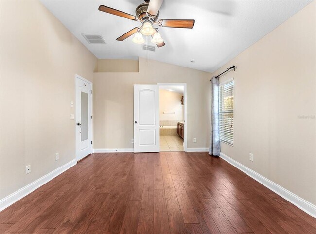 Building Photo - 4205 Knollpoint Dr