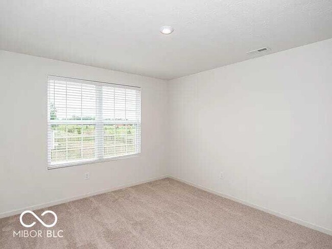 Building Photo - 5403 Veranda Dr