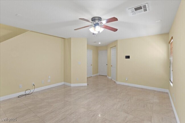 Building Photo - 4748 Golden Shimmer Ave