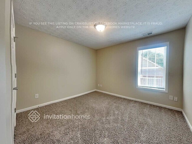 Building Photo - 5622 Elwood Cir