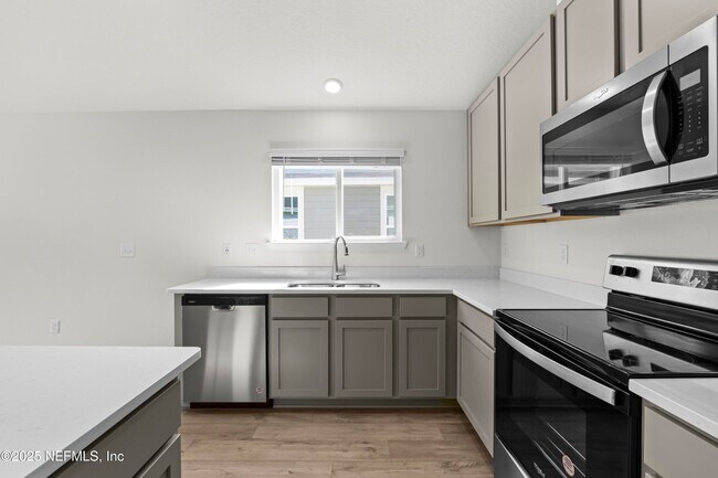 Building Photo - 11117 Buckner Ln