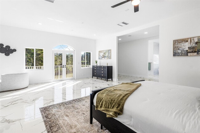 Building Photo - 7132 NW 62nd Terrace