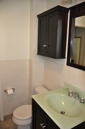 Building Photo - 317 Cardinal Medeiros Ave