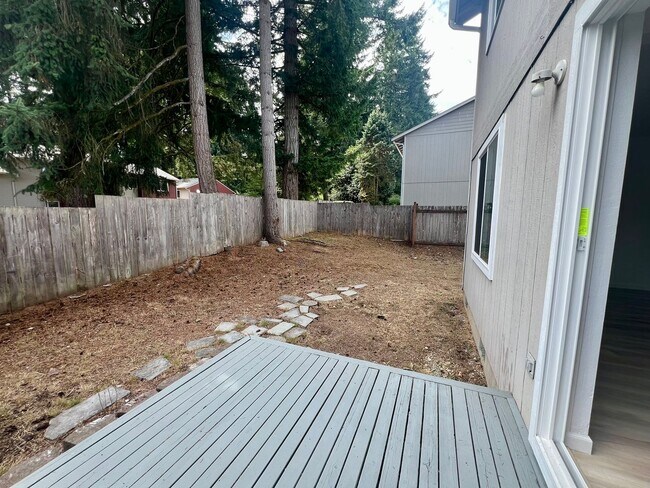 Building Photo - Rent Reduction; MOVE IN SPECIAL; Remodeled...
