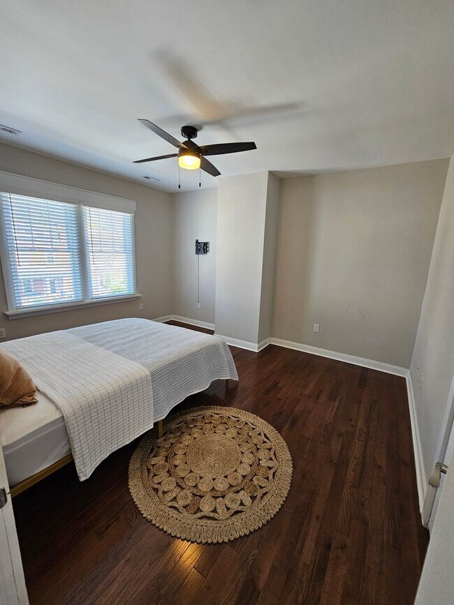 Building Photo - Church Hill Amazing 3 Bedroom 2.5 Bath Home
