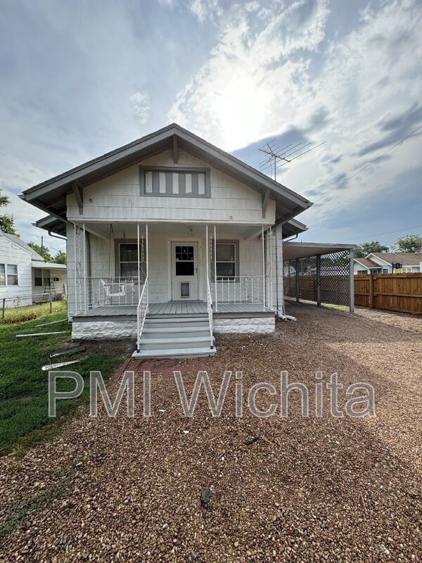 Building Photo - 1556 S Palisade St