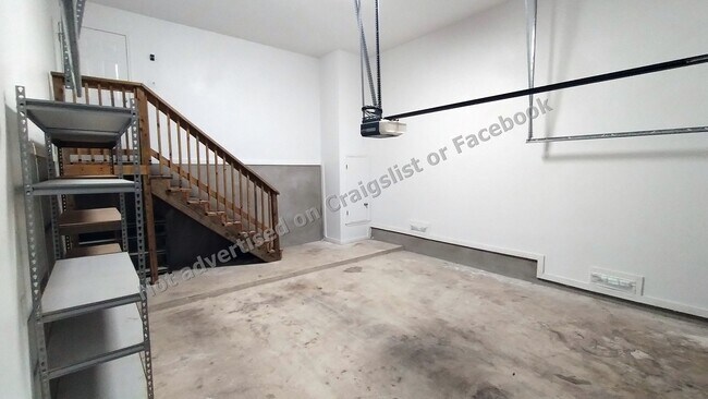 Building Photo - 13627 Puro Oro Dr